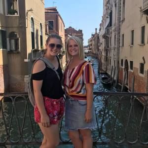 Meet your Posher, Beth